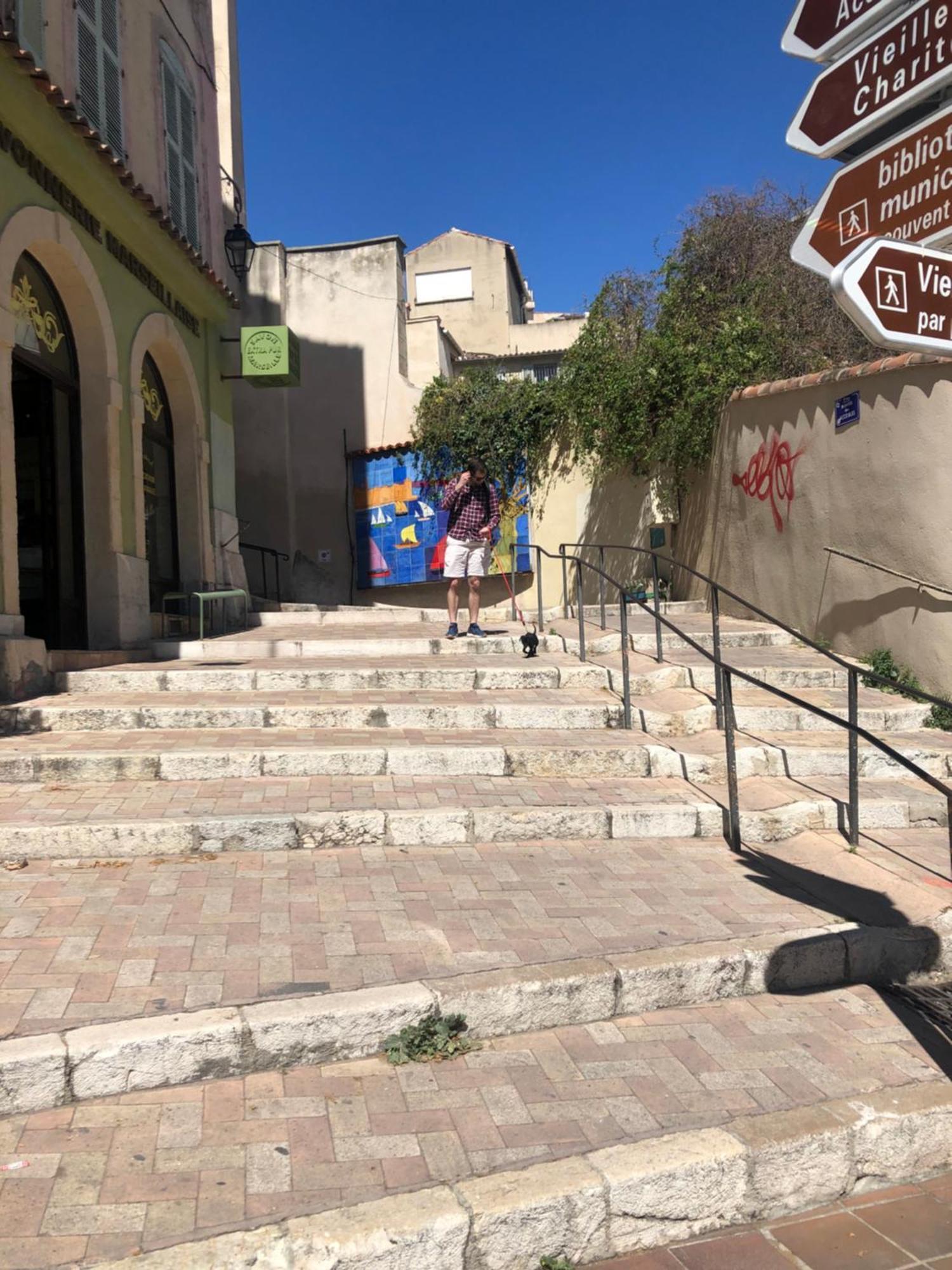 ホテル Vieux Port Panier Jardin マルセイユ エクステリア 写真